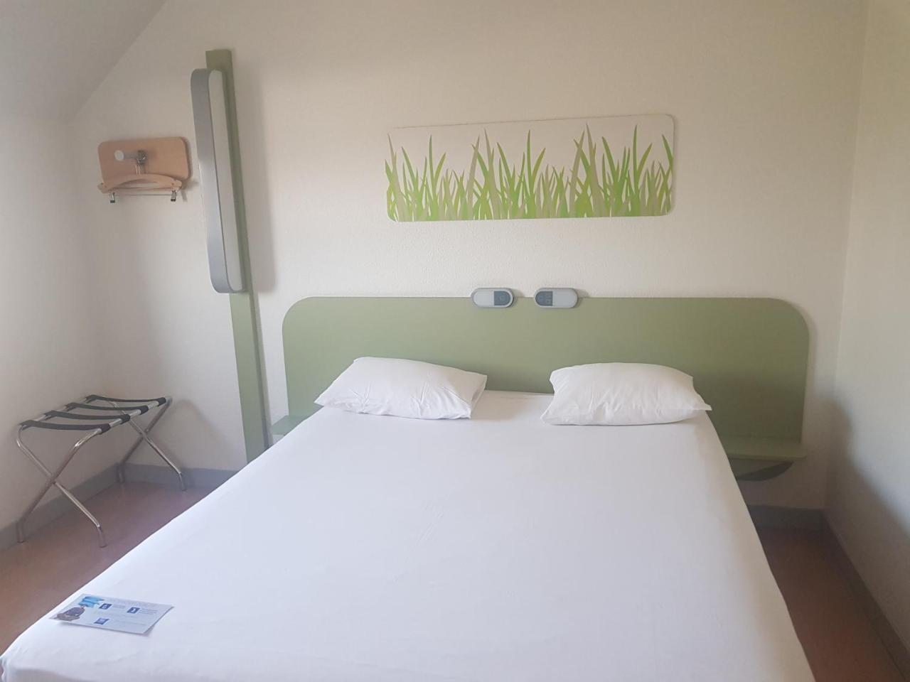 Ibis Budget Lorient Hennebont Exterior foto